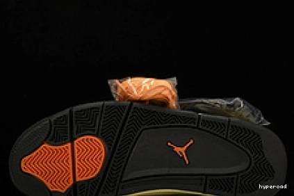 Hyperoad GREEN AIR RETRO JORDAN 4 1123